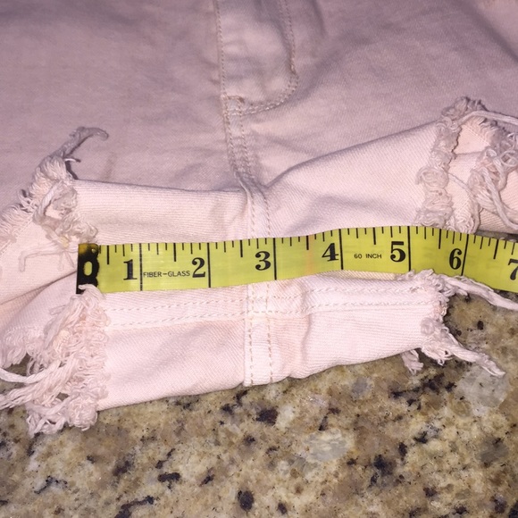 Hollister High Rise Short-Short - Picture 5 of 8